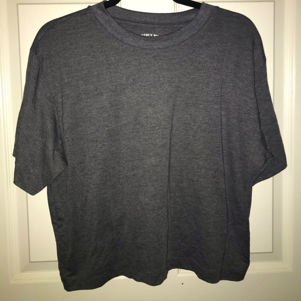 Grey flowing long crop top